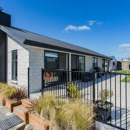 Twilight On Tekapo Drive With Spa, Twizel Villa Exterior photo